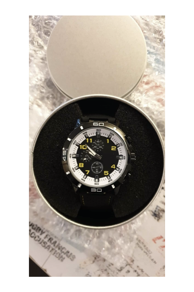 Montre cadeau client et son etui